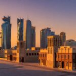 Horizonte de Doha simbolizando negociações entre Irã e EUA