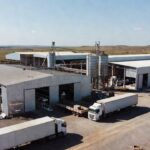 Com o investimento, a unidade poderá produzir uma variedade maior de produtos de frango desossado de maior valor — Foto: Divulgação