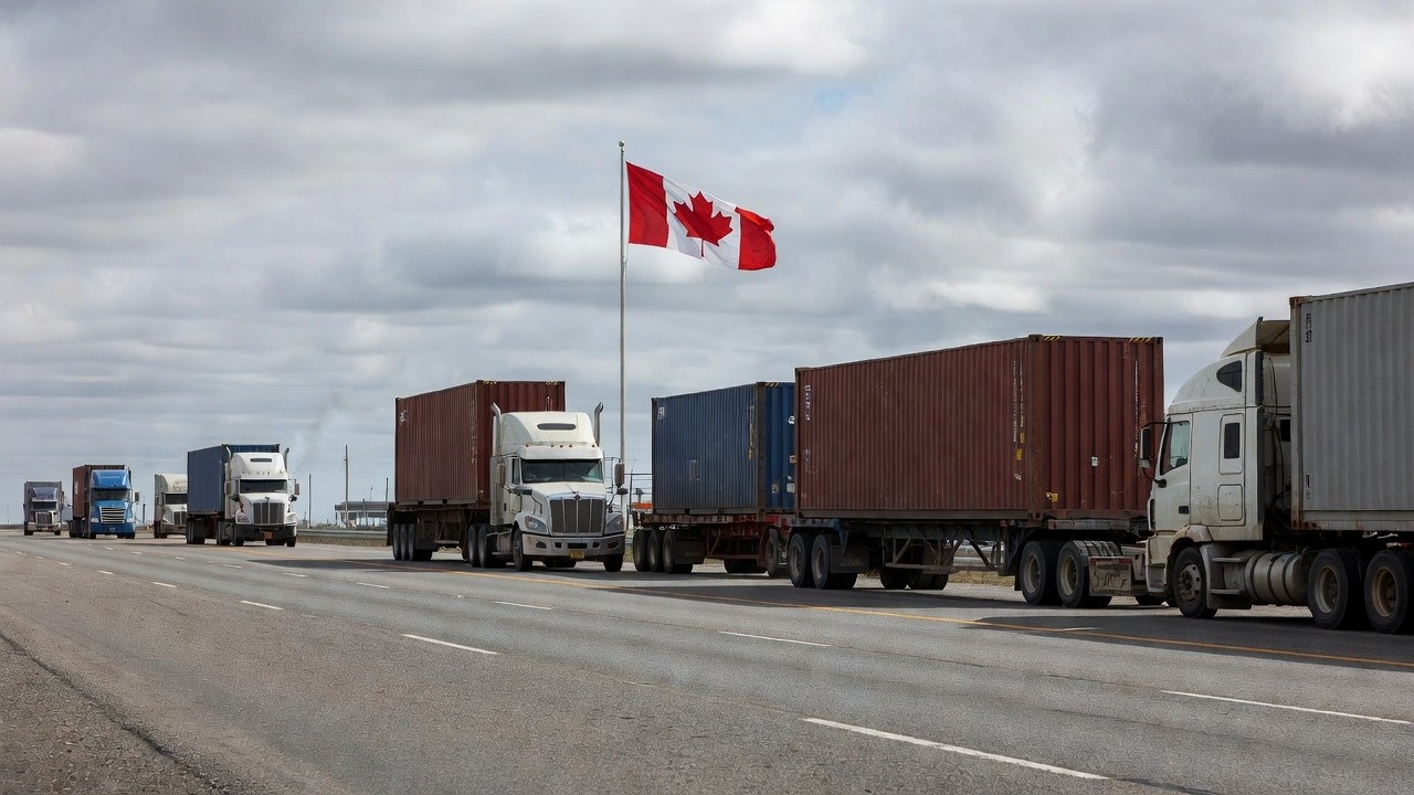 Caminhões de carga na fronteira Canadá-EUA sobre tarifas comerciais