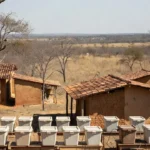 Urnas eleitorais em seção de votação no Tocantins durante eleição de governador